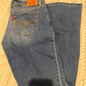 Levi's 524 Bootcut Jeans